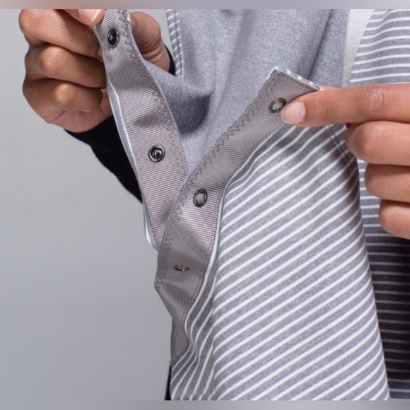 Lululemon Vinyasa Scarf *Rulu‎ 
Hyper Stripe Heathered Slate Ghost - Picture 3 of 5